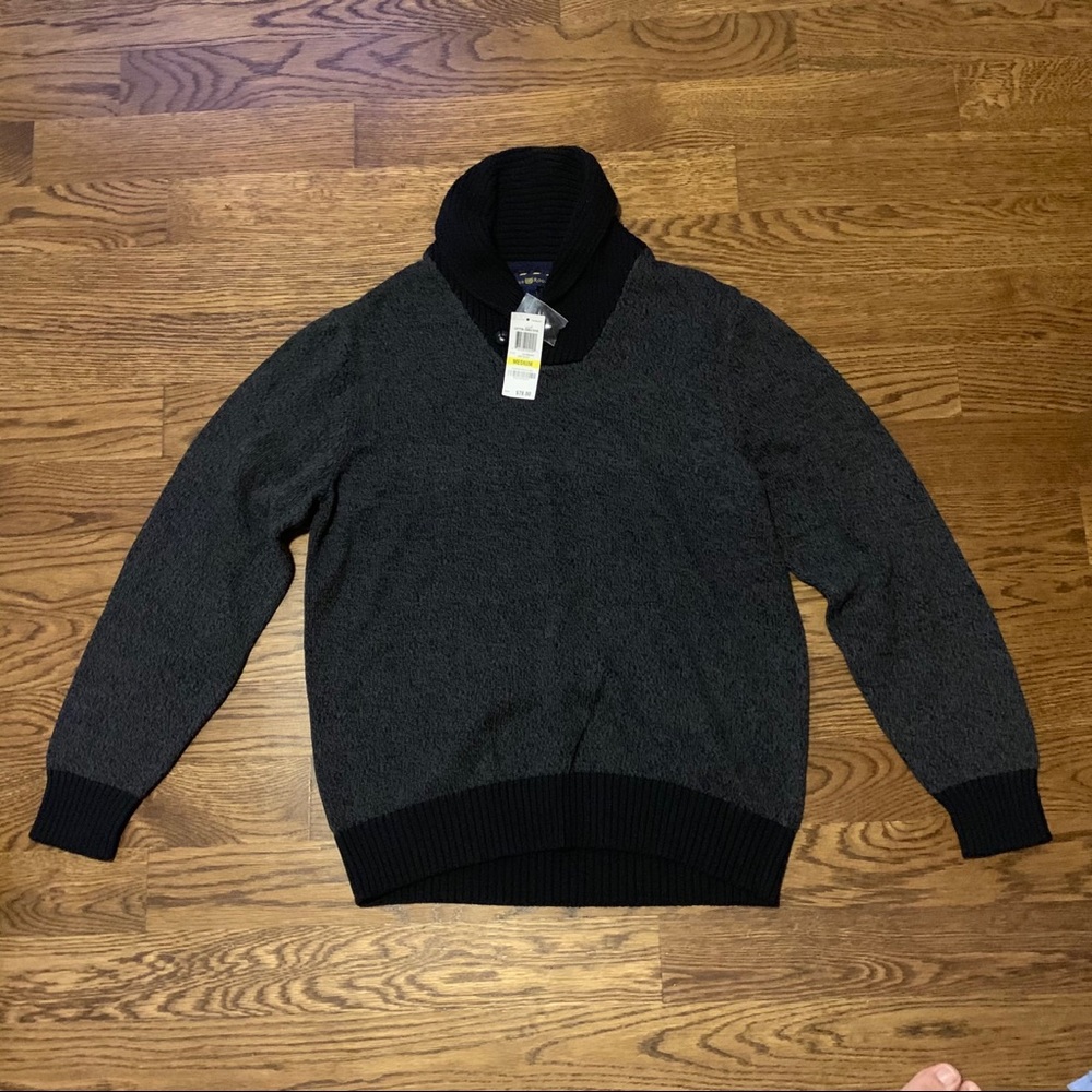 Sweater with nice fancy collar design